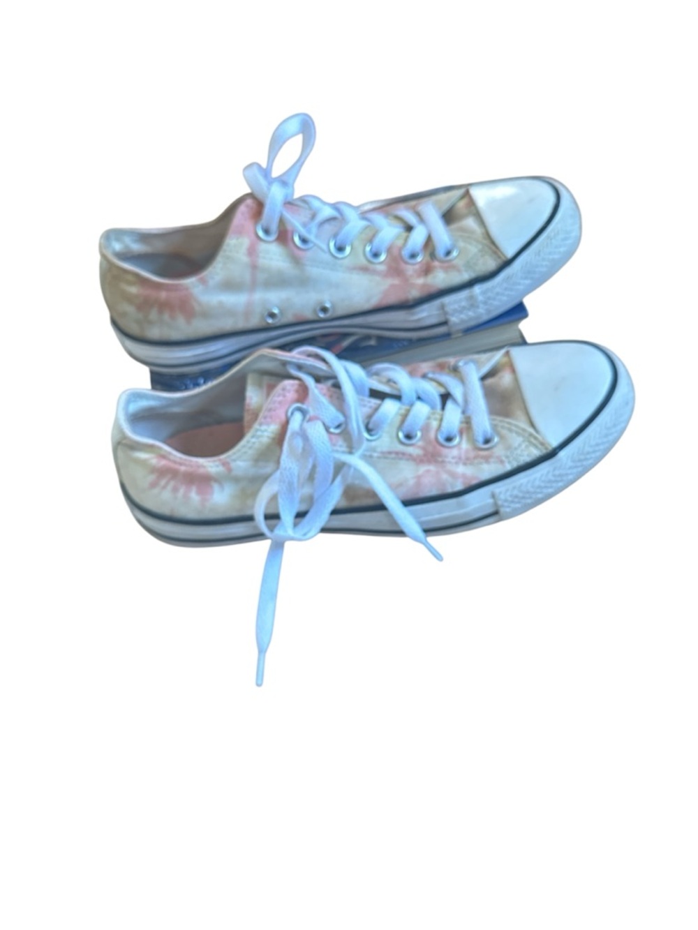 Converse Low Top Tie-Dye Sneakers in Cream and Pink